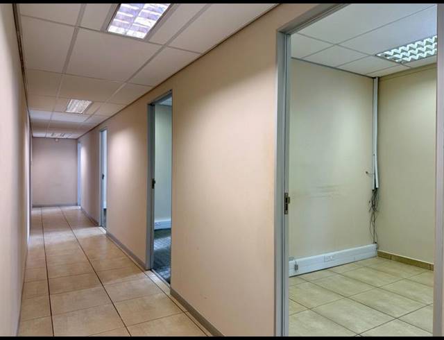 BUSINESS PROPERTY TO RENT IN BENDOR